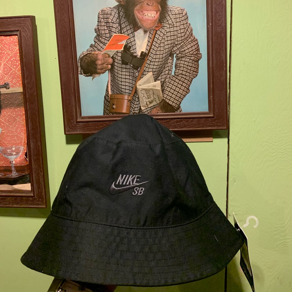 Brand new Nike SB bucket hat.